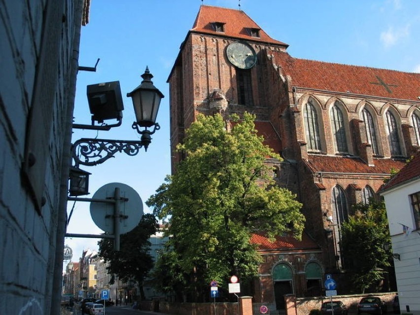 Parafia pw. Świętych Jana Chrzciciela i Jana Ewangelisty...