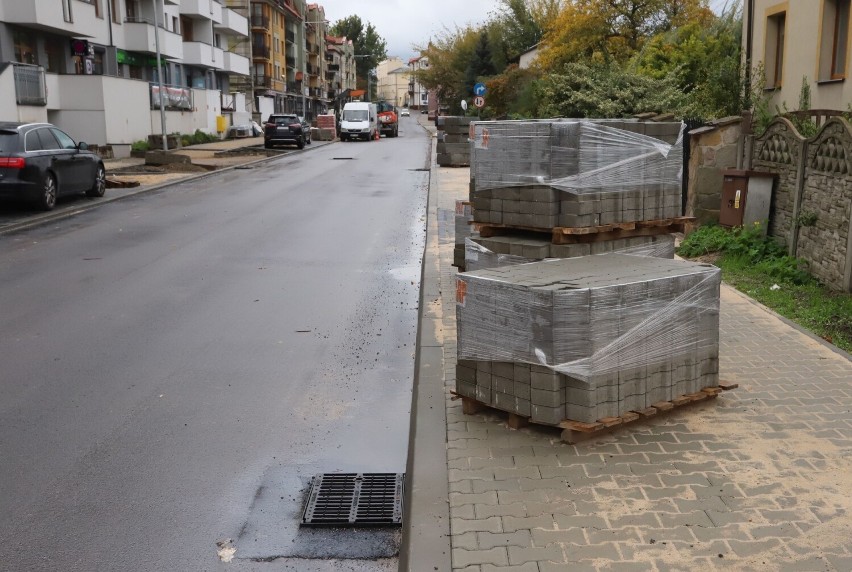 Przebudowa ulicy Wolność jest już na finiszu. Wykonawca ma...