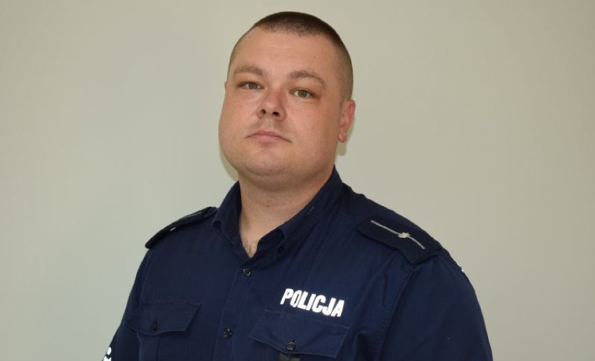 Dzielnicowy wolsztyńskiej jednostki policji mł.asp. Rafał...