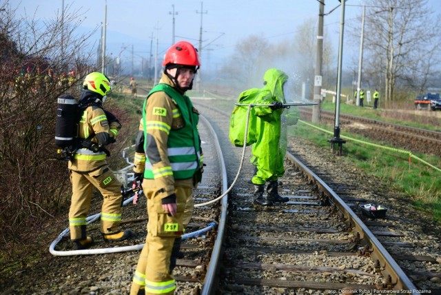 Ekstremalne ćwiczenia ratownicze na terenie Małopolski. Szkolą się strażacy we współpracy z Wojskiem czy Policją