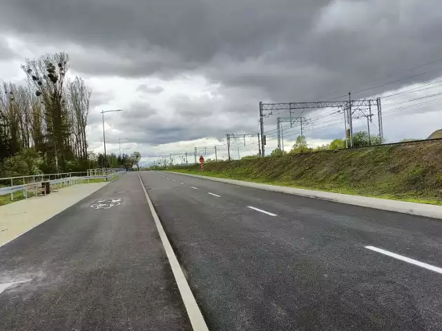 Kierowcy mogą już jeździć nowo wybudowaną drogą łączącą Pruszcz Gdański z Cieplewem