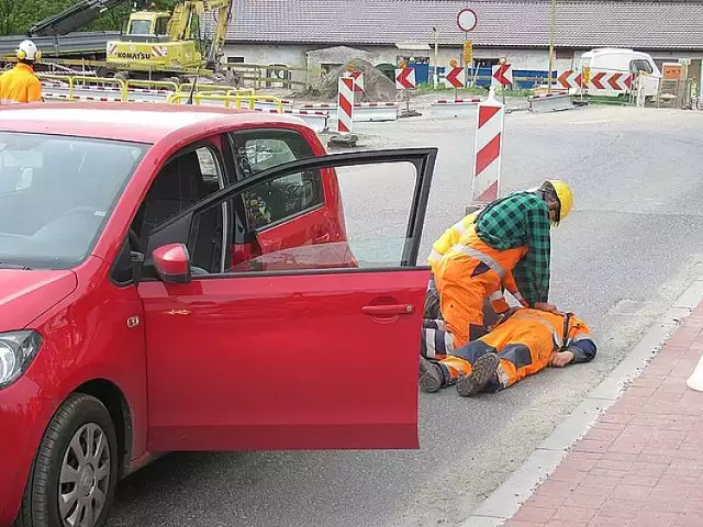 Wypadek w Zdziechowicach. Zderzyły się dwa samochody