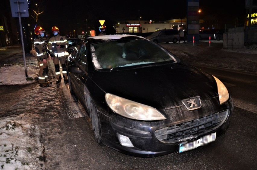 Wypadek w centrum Mikołowa. Małżeństwo potrącone na przejściu dla pieszych