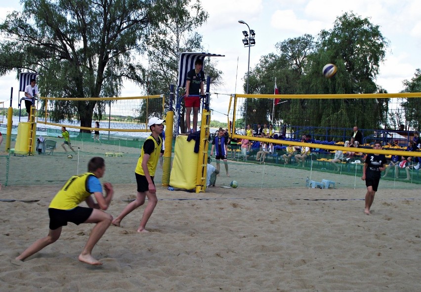 Zbąszyń: Mistrzostwa Zbąszynia w Siatkówce Plażowej już w niedzielę 23 sierpnia - REGULAMIN