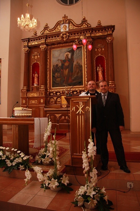 Księdza Roberta odwiedziliśmy w jego nowej parafii w Brzezinach wraz z wiceprzewodniczącym rady miejskiej w Sycowie Krzysztofem Lentką