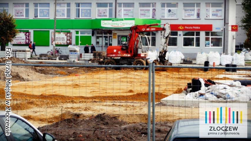 Rewitalizacja historycznego centrum Złoczewa trwa. Zmiany widać gołym okiem. Zobacz ZDJĘCIA z postępu prac