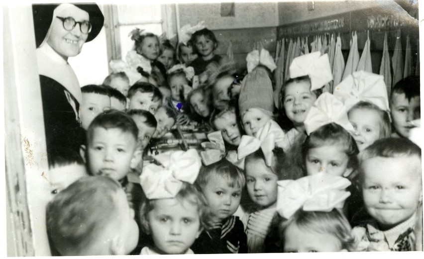 Dzieci z przedszkola Caritasu przy ul. Woskowej.