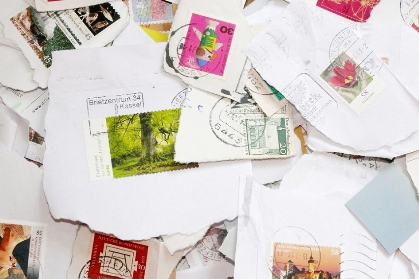 Sprawdź, czy masz w domu stare znaczki pocztowe z lat 60.,...