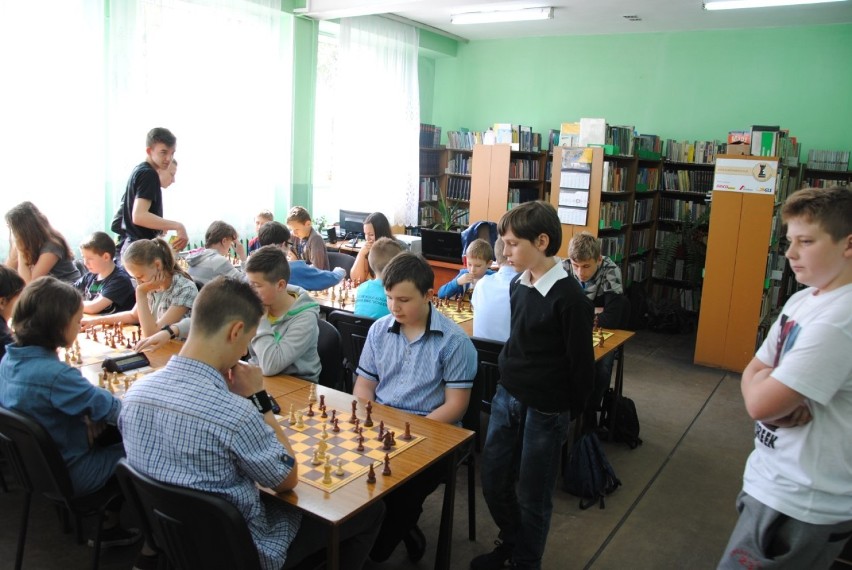 Po czterech turniejach drużynowo zwyciężyła reprezentacja Gimnazjum SZSP Don Bosko