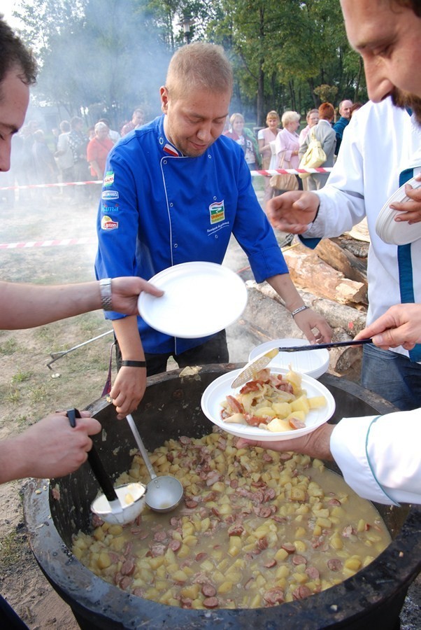 Będzińska biesiada smaków w parku na Dolnej Syberce 2012 [ZDJĘCIA, WIDEO]