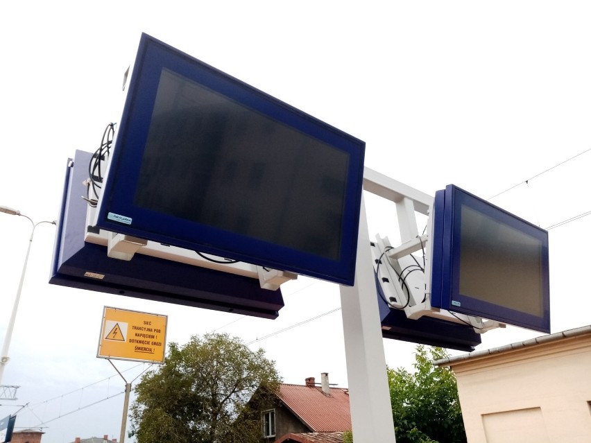 Nowy system informacji elektronicznej na dworcu PKP w...