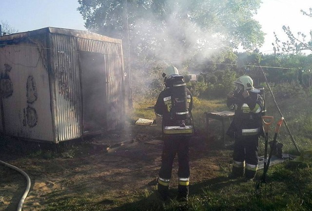 W piątek, 19 maja, strażacy-ochotnicy ze Skwierzyny i Świniar oraz zawodowi z Międzyrzecza zostali gasili pożar w Krobielewku.