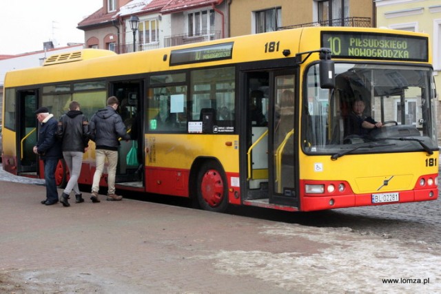 Trwają prace nad uruchomieniem darmowej komunikacji miejskiej. W pierwszej kolejności władze chcą, żeby za darmo, poza seniorami, jeździli uczniowie szkół.