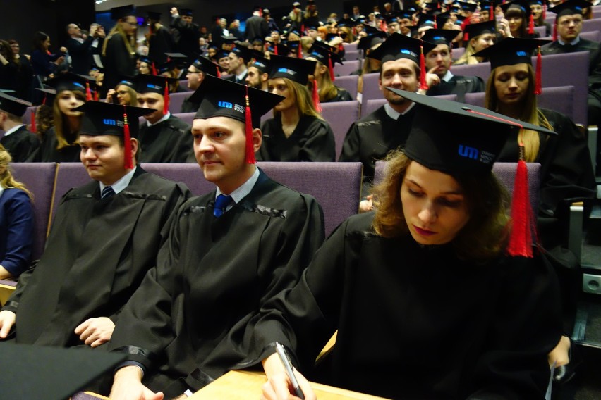 Absolwenci Uniwersytetu Medycznego w Łodzi odebrali dyplomy
