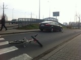Kraków: wypadek przy moście Kotlarskim. Samochód potrącił rowerzystkę