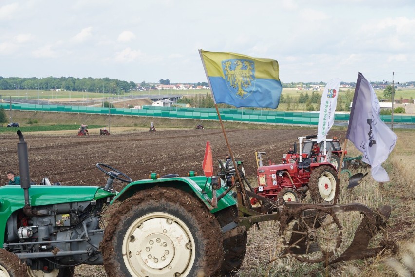 Konkurs Orki Zabytkowymi Traktorami 2022. Maszyny z duszą...