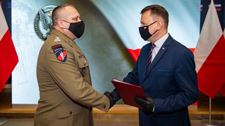 Jest nowy dowódca 25. Brygady Kawalerii Powietrznej w Tomaszowie. Kim jest płk Mariusz Pawluk? [ZDJĘCIA]