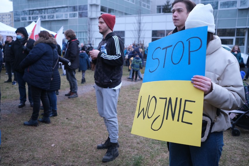 Wojna na Ukrainie. Warszawa zmobilizowana w pomocy uchodźcom