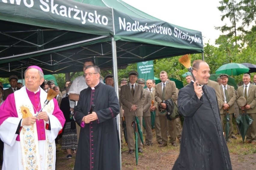 Ścieżka przyrodnicza i leśna droga różańcowa w Skarżysku już otwarte (DUŻO ZDJĘĆ)