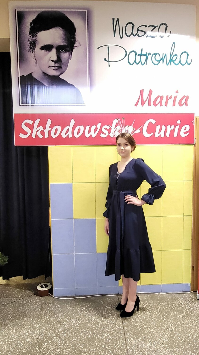 Maria Skłodowska-Curie w nowoczesnej odsłonie. W ZST odbył się konkurs "Złote Nożyczki"