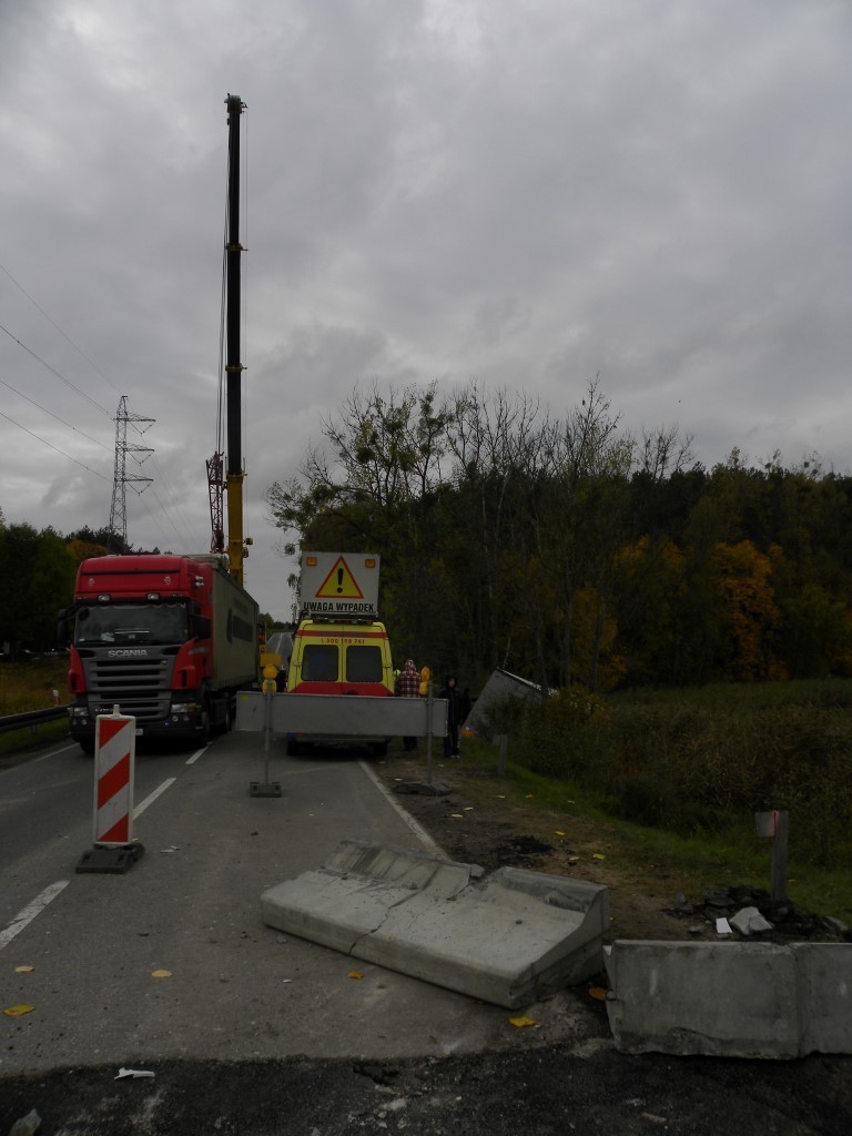 Wyciąganie ciężarówki z Jeziora Szczytno