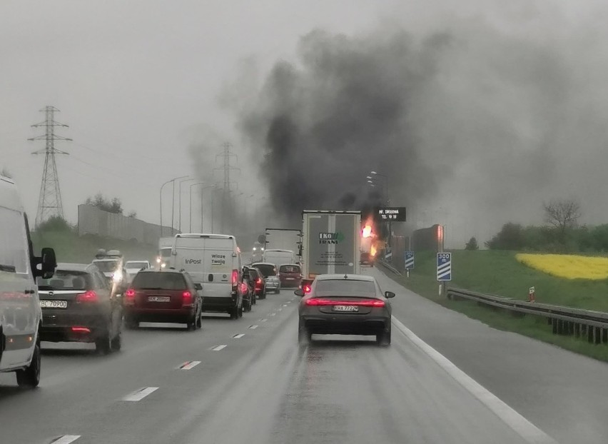 Pożar ciężarówki na autostradzie A4 pod Krakowem