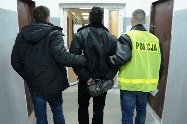 Fałszywi kominiarze zatrzymani w Łodzi prze policję