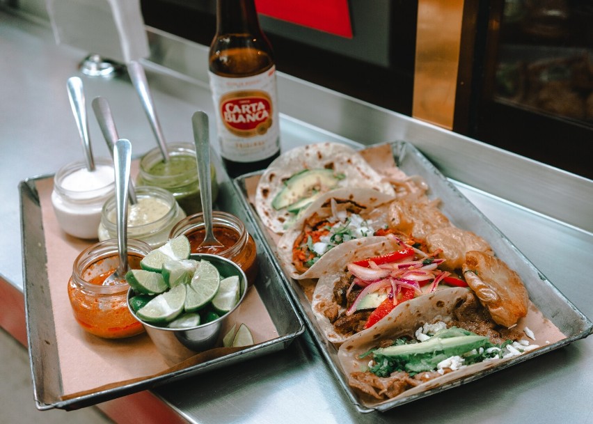 W menu El Popo znajdziecie tacos w wersji klasycznej lub...