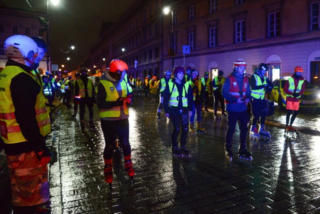 W sobotę 20 kwietnia odbył się pierwszy w  2024 roku przejazd rolkarzy po ulicach stolicy. Tegoroczny sezon rolkarze i wrotkarze rozpoczęli na aż osiemnastokilometrowej, ale nieskomplikowanej trasie.