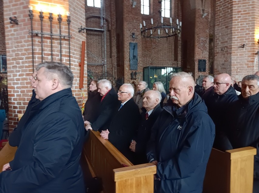 Gdańsk: Modlitwa za ofiary katastrofy smoleńskiej, zamordowanych w zbrodni katyńskiej i walczącą Ukrainę w bazylice św. Brygidy