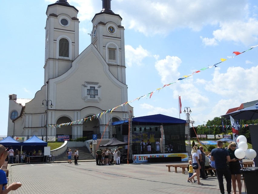 Wielkie święto w parafii Krzyża Świętego w Łomży [zdjęcia]