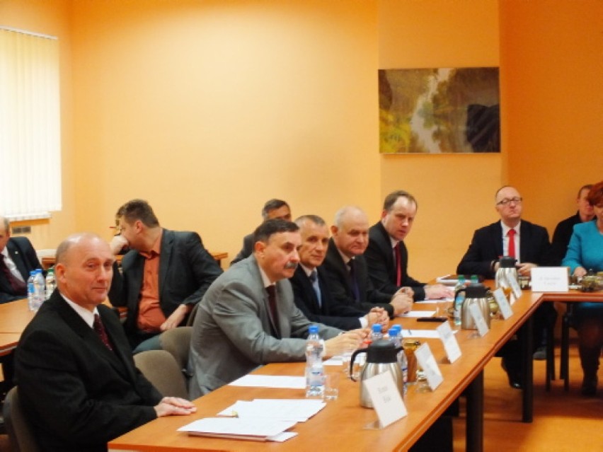 Sesja budżetowa Rady Powiatu Kraśnickiego rozpocznie się we...
