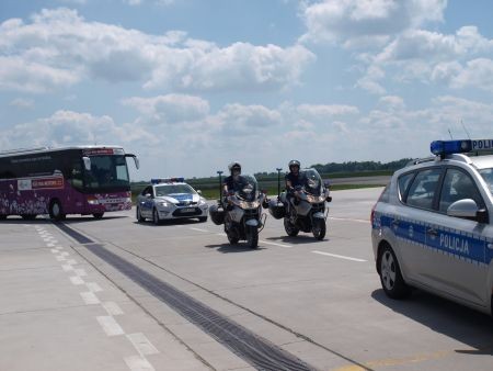 Policjanci z Mikołowa czuwali nad bezpieczeństwem piłkarzy i kibiców w czasie Euro we Wrocławiu