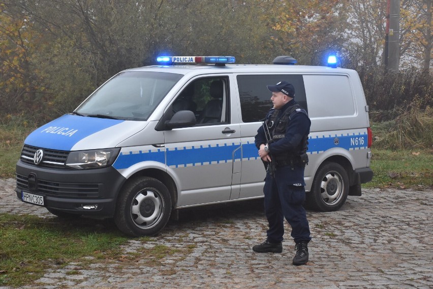 Gmina Stare Pole. Skażenie wody pitnej jako akt sabotażu, a do tego śnięte ryby i padły dzik. Ćwiczenia służb i inspekcji w Ząbrowie