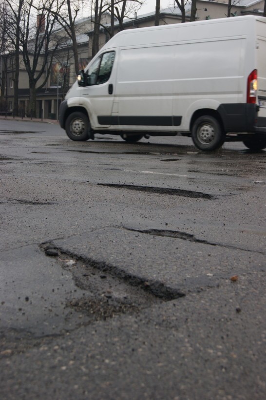 Wskazujemy urzędnikom z Zakopanego, gdzie są dziury na naszych ulicach [ZDJĘCIA]