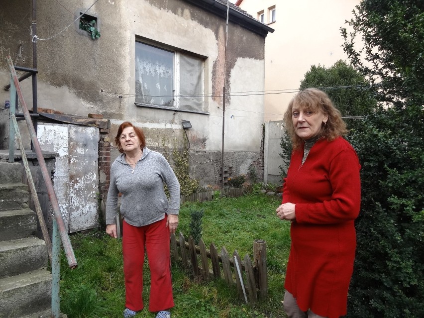 Barbara Zgódko oraz jej córka Dorota Włoch są zaniepokojone...