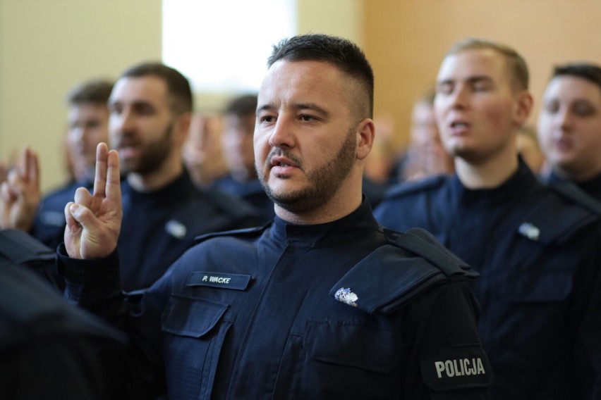 Nowi funkcjonariusze w szeregach wielkopolskiej policji