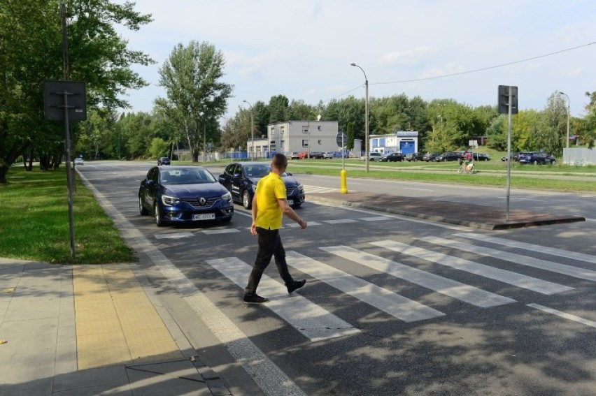 Więcej praw dla pieszych. Zmiany w przepisach o ruchu drogowym (1.01.2021)  | Wrocław Nasze Miasto