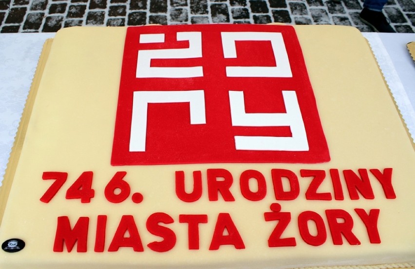 746. Urodziny Miasta Żory w obiektywie - impreza na rynku i turniej piłkarski - DUŻO NOWYCH ZDJĘĆ!