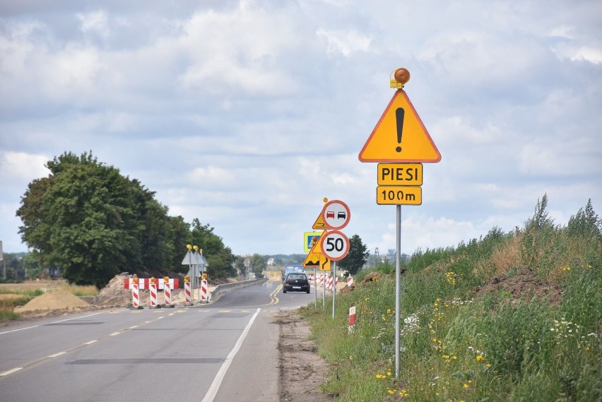 Trwa rozbudowa DK 22 w gminie Miłoradz, są duże utrudnienia dla kierowców