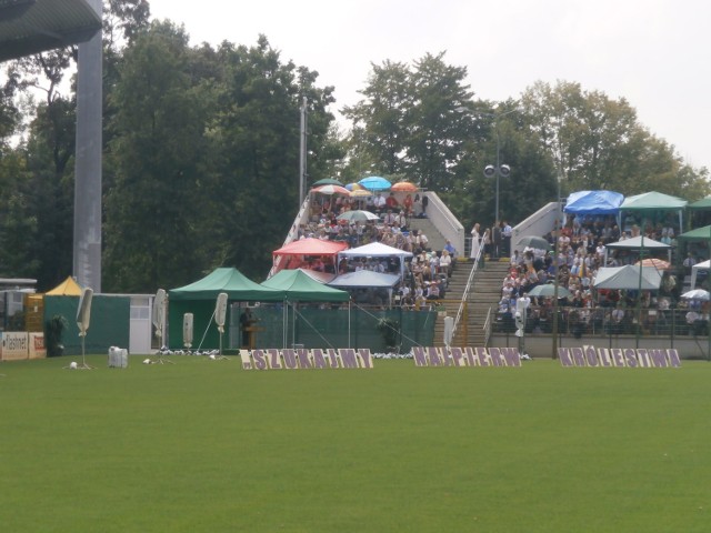 Świadkowie Jehowy na stadionie