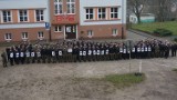 Uczniowie z Białego Boru "Murem za polskim mundurem" 