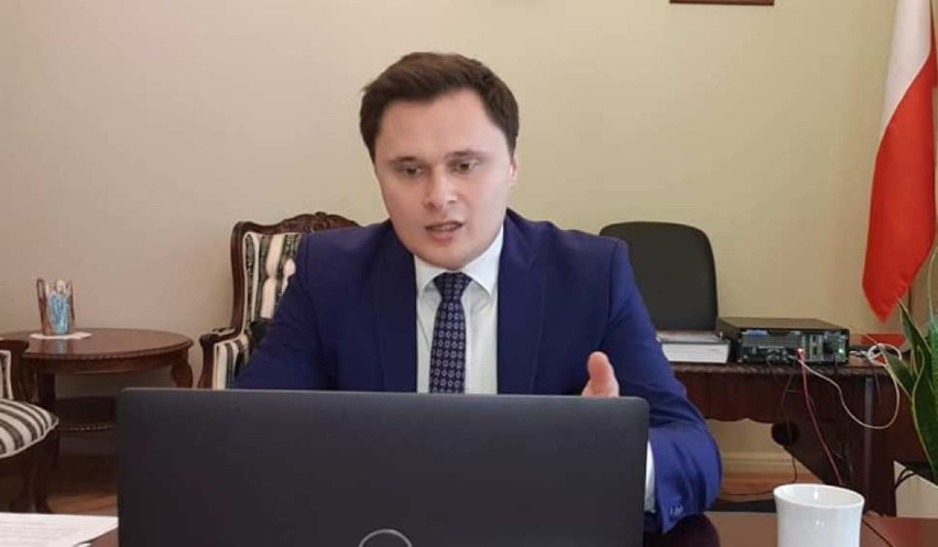 Wicewojewoda Krzysztof Ciecióra rozpoczął konsultacje z przedsiębiorcami z Radomska i Bełchatowa