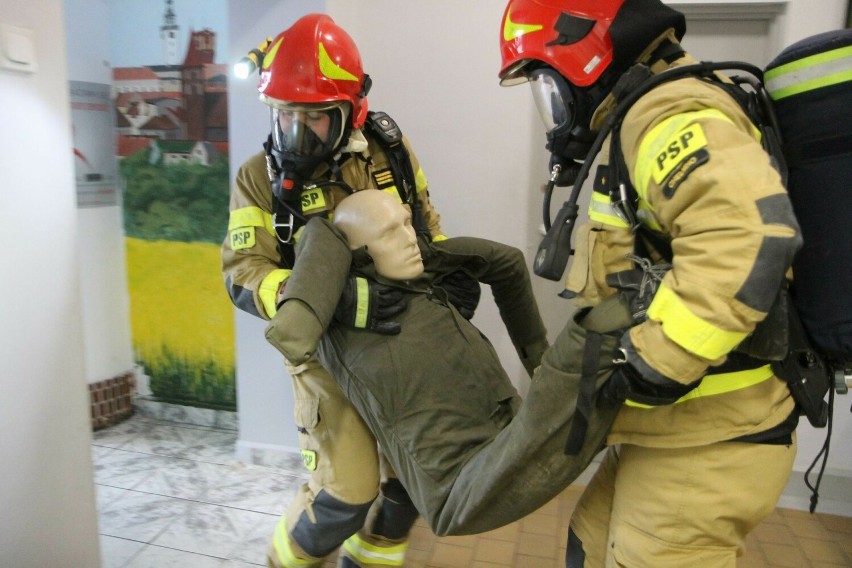 Strażackie ćwiczenia w Chełmińskim Domu Kultury
