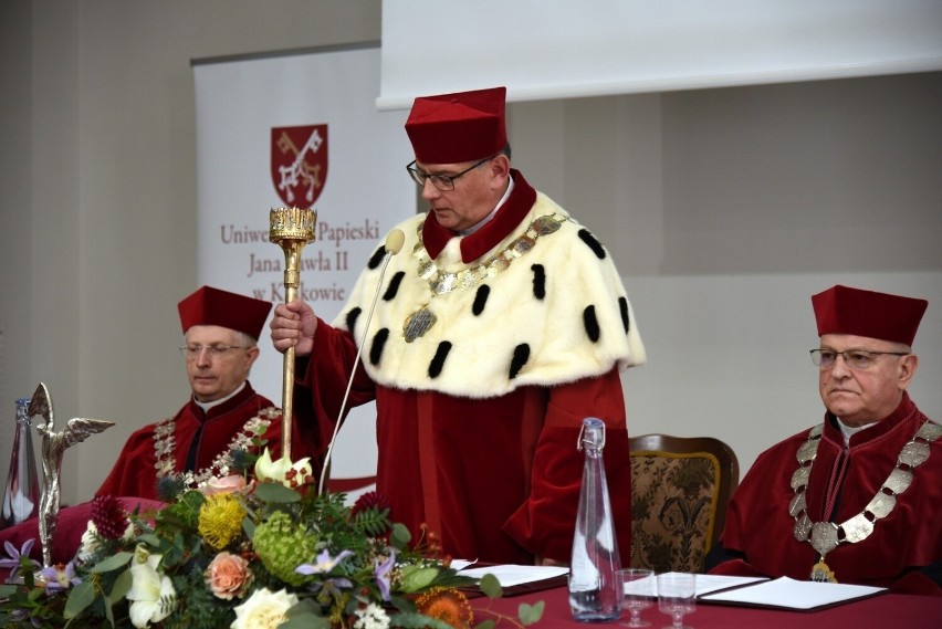 Uniwersytet Papieski im. Jana Pawła II uroczyście rozpoczął...