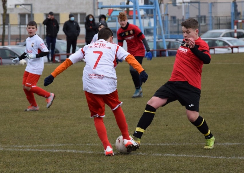 Ozdobą meczu Pogoń Świebodzin - Orzeł Szlichtyngowa był gol...