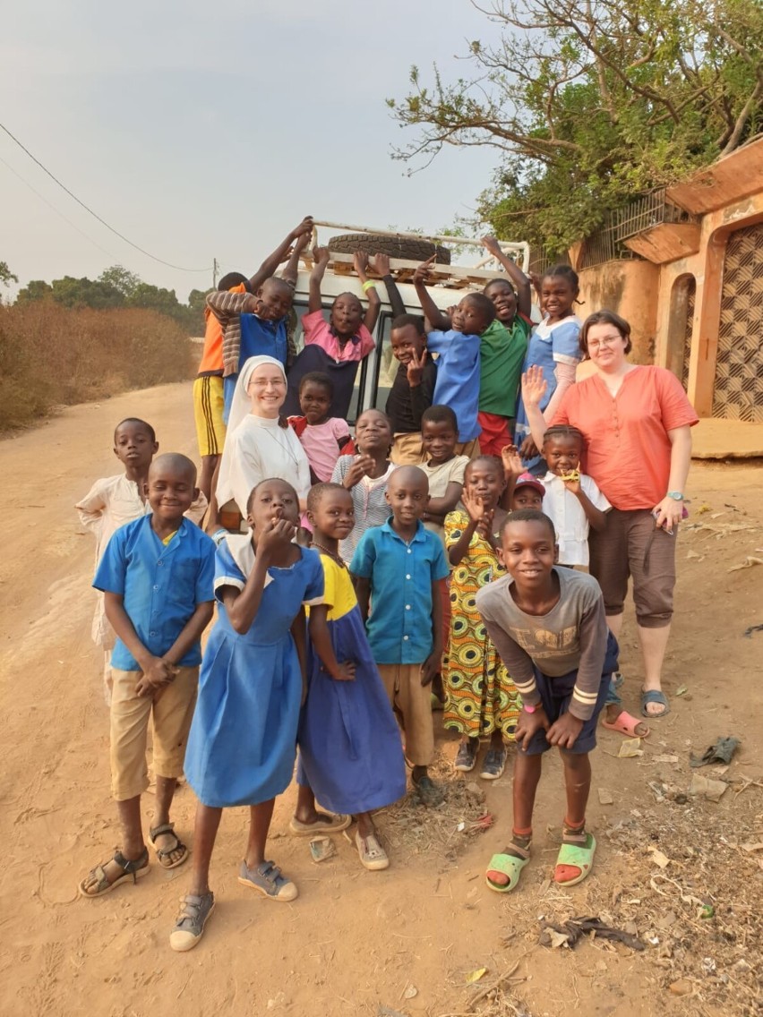 Dziećmi w Kamerunie opiekuje się siostra Rachela