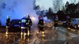 Pożar dwóch samochodów w Dzierżążnie 