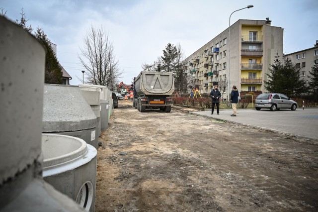 Kolejna inwestycja droga w Częstochowie. Co się dzieje na budowie na Tysiącleciu?