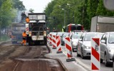 Zaczęły się utrudnienia na Al. Racławickich. Jeszcze w tym tygodniu pojawi się kolejne „wąskie gardło” 